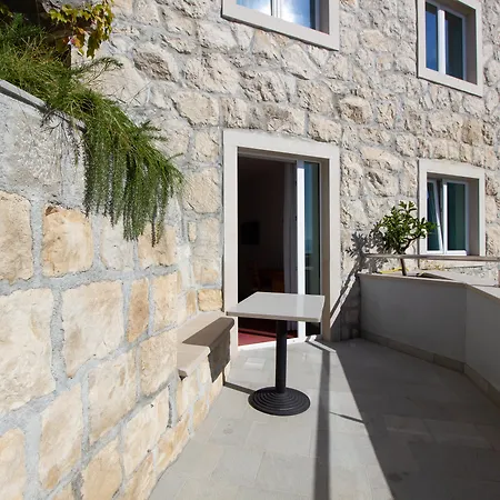 Ξενοδοχείο Dvor (adults Only)