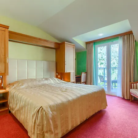 Dvor (adults Only) 3* Omiš