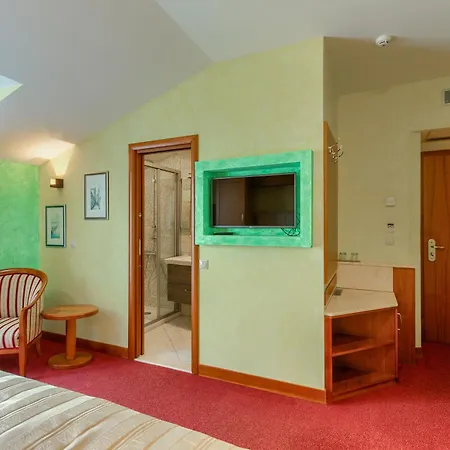 Hotel Dvor (adults Only)