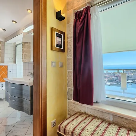 Hotel Dvor (adults Only) 3*
