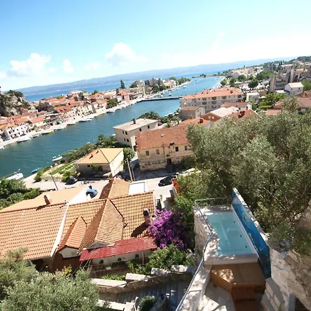 Dvor (adults Only) 3*