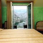 Dvor (adults Only) 3*