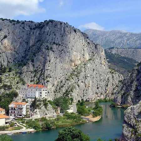 Dvor (adults Only) Otel Omiš