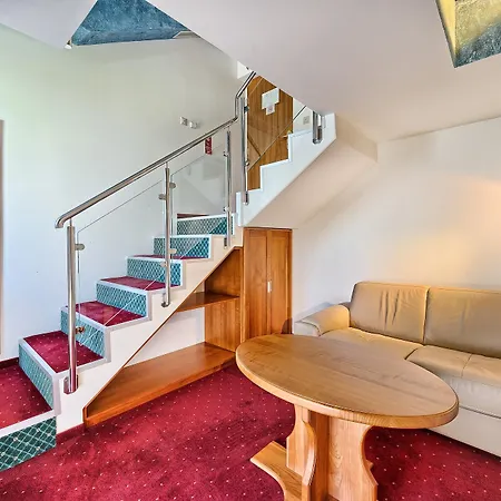 Dvor (adults Only) 3* Omiš