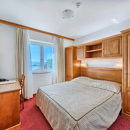 Dvor (adults Only) 3*