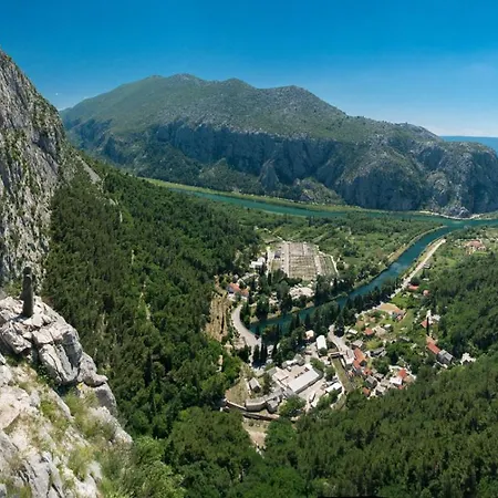 Dvor (adults Only) 3*