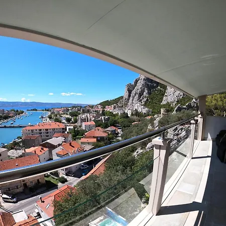 Dvor (adults Only) Hotel
