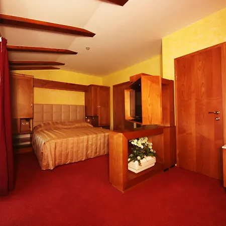 Dvor (adults Only) Hotel