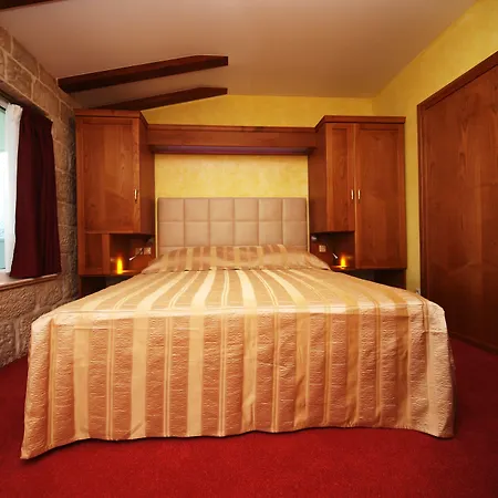Hotel Dvor (adults Only)