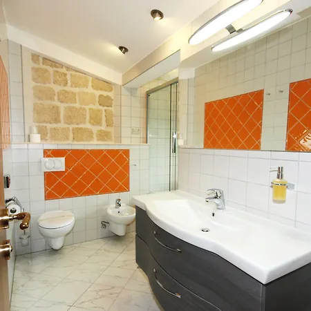 Hotel Dvor (adults Only)