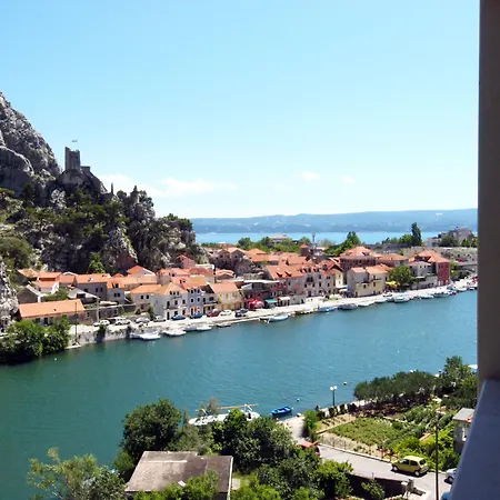 Dvor (adults Only) 3*