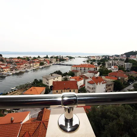 Dvor (adults Only) Omiš