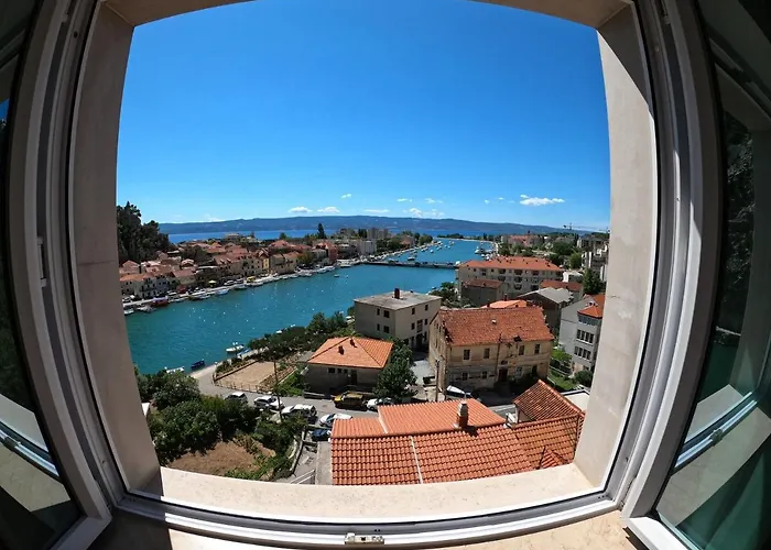 Hotel Dvor (adults Only) 3*