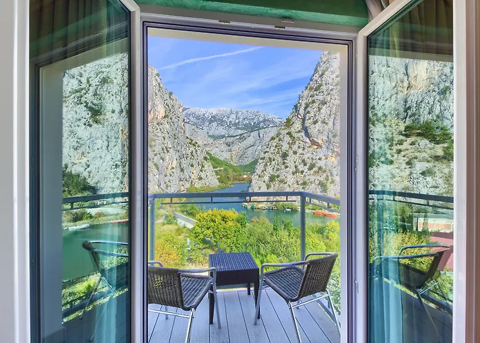 Dvor (adults Only) Hotel