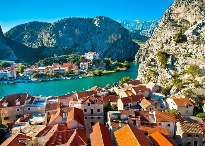 Dvor (adults Only) 3*