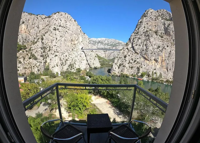 Dvor (adults Only) 3* Omiš