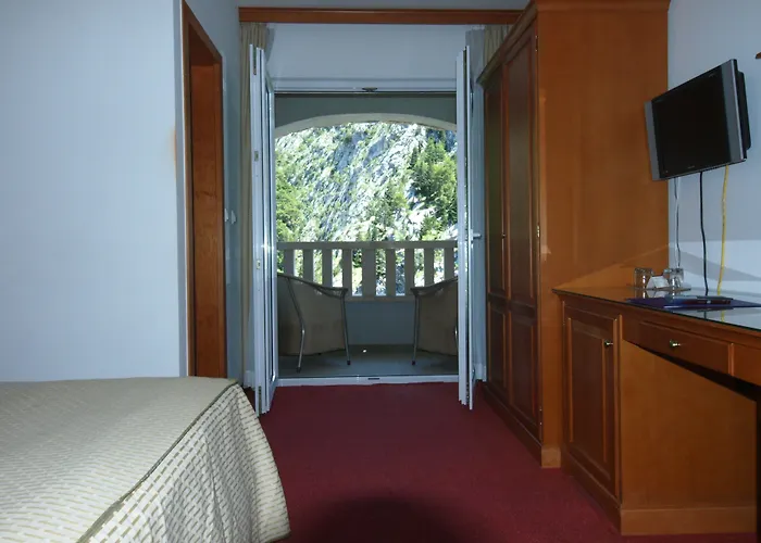 Hotel Dvor (adults Only) 3*