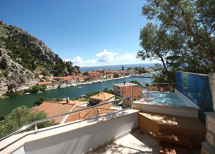 Dvor (adults Only) Hotel