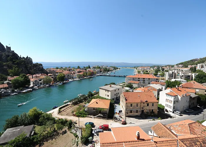 Hotel Dvor (adults Only)